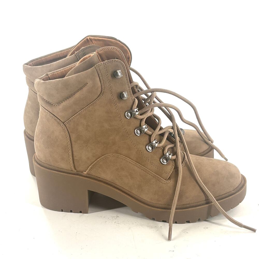 Indigo Rd Lace Up Heel Boots 8.5 NWOT Combat Tan Grunge Y2K Vegan Leather